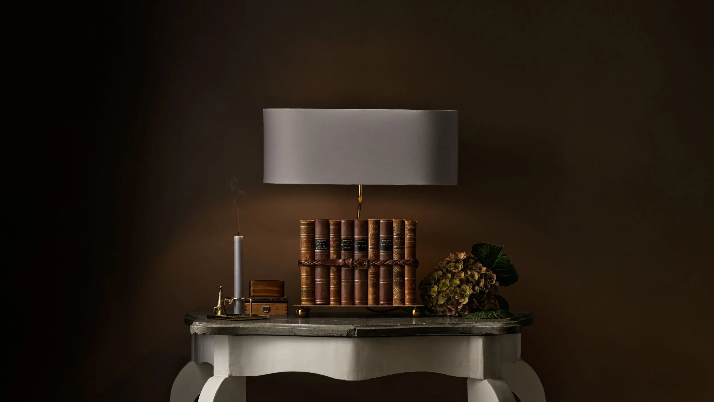 The BookLovers' Light med släckt ljus
