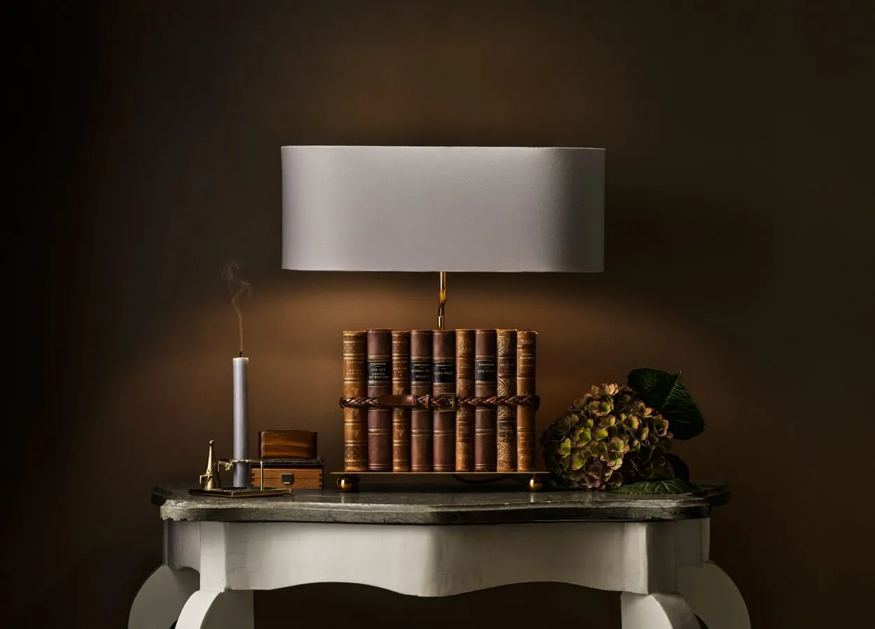 Fribe Form The book lover's light